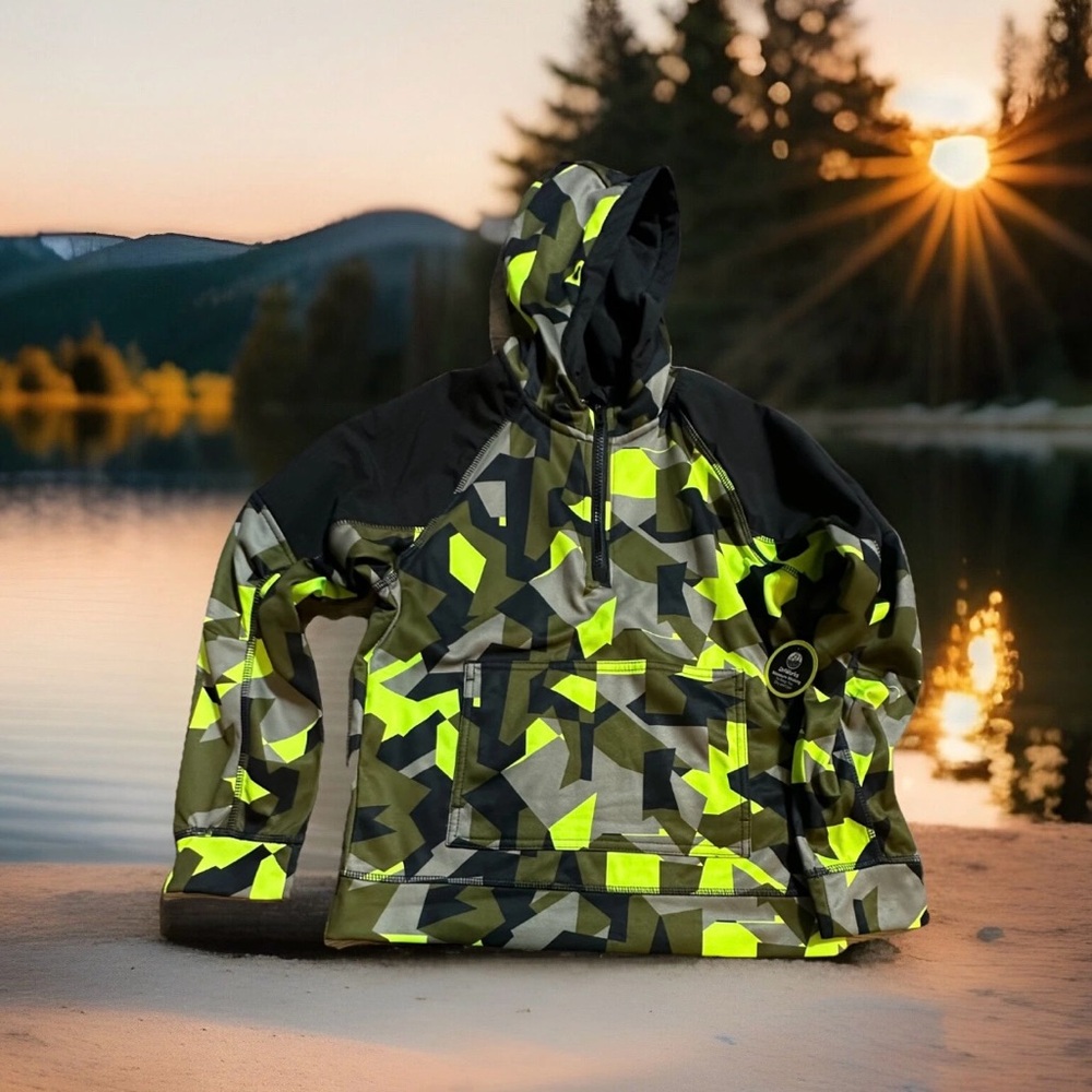 Tech Fleece Quarter Zip-Lt Weight. Neon Color,  Stands Out In Crowd!  Boys 10-12